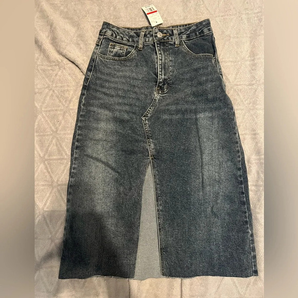 NWT women’s denim midi skirt - Picture 1 of 5
